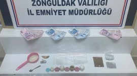 415 Gram Uyuşturucu Ele Geçirildi 3 Şüpheliden 1i Tutuklandı